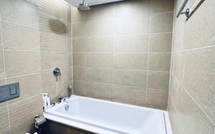 Vinhomes Metropolis Apartment - Ba Dinh
