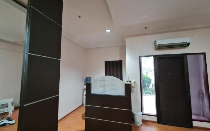 Townhouse MGR2 Pool Side at Central Park Mall Area