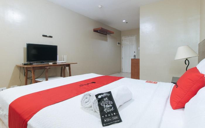 RedDoorz near Osmena Highway 1