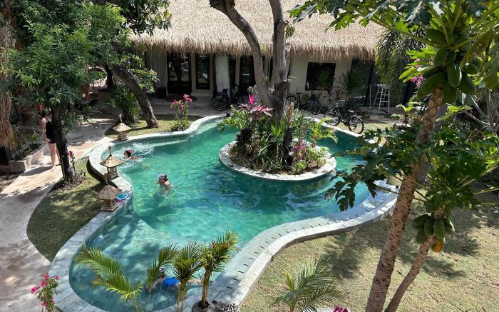 Hani Hideaway