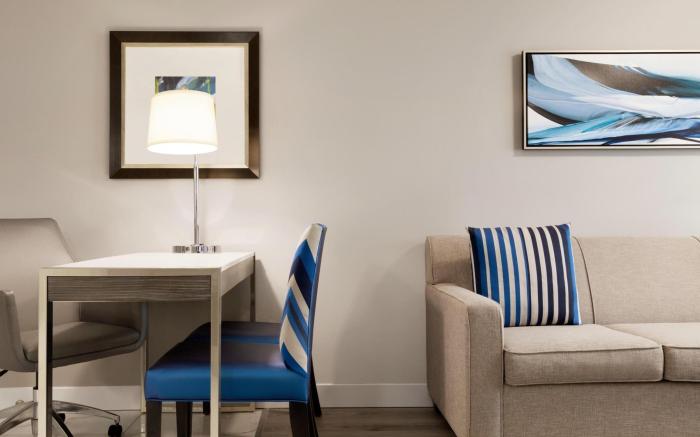 Embassy Suites by Hilton Toronto Airport