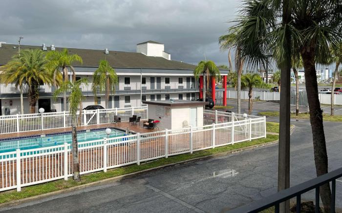Motel 6 New Port Richey, FL