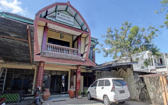 Hotel O Dienda Hayu Near Alun Alun Tastura