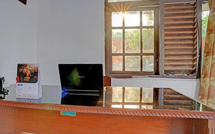 SPOT ON 92856 Home Stay Syariah Aom Kusman
