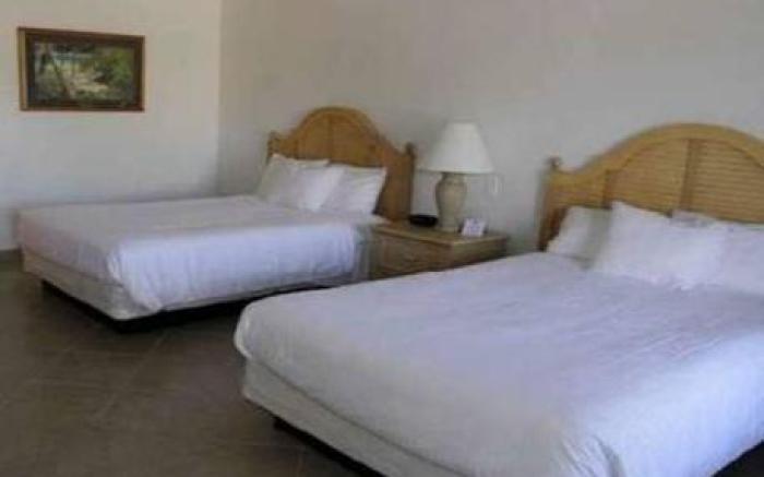 Dolphin Key Resort - Cape Coral