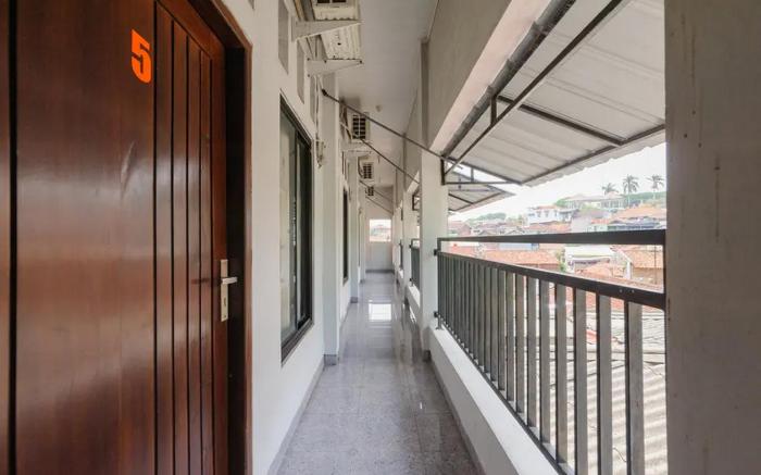 RedDoorz Syariah @ Jalan Doktor Warsito Lampung