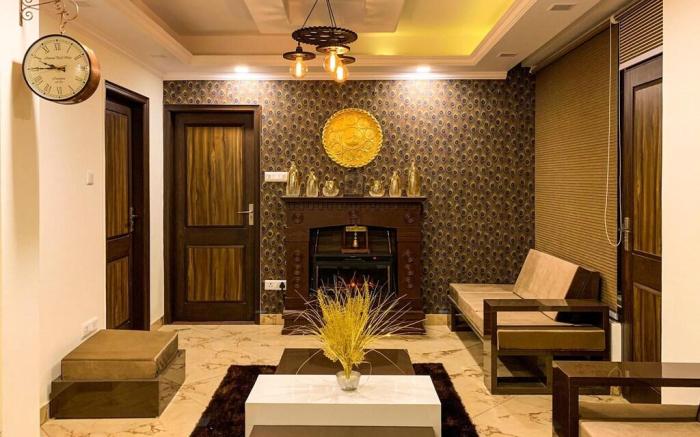 Uptown Boutique Home - Luxuriously Homely 2BHK