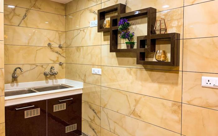 Uptown Boutique Home Room3-Luxuriously Homely 2BHK