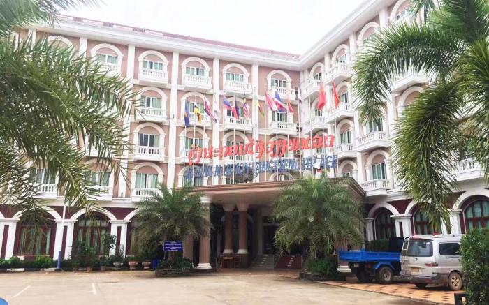 Roung Nakhone Vang Vieng Hotel