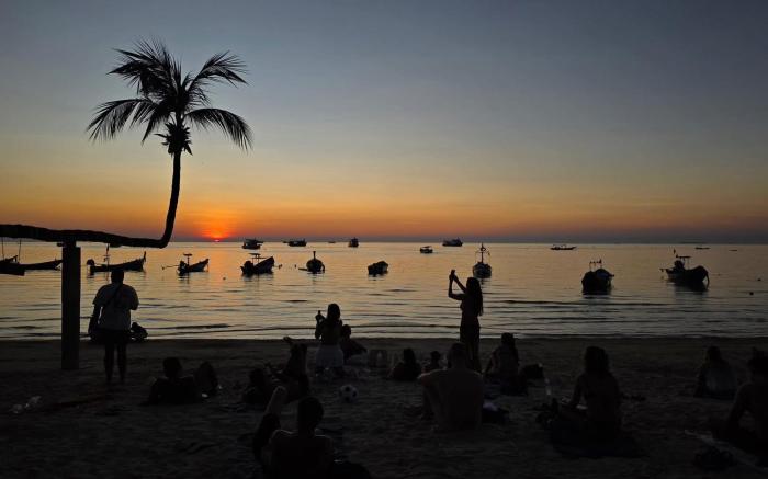 Lotus Hostel Beach Bar Koh Tao