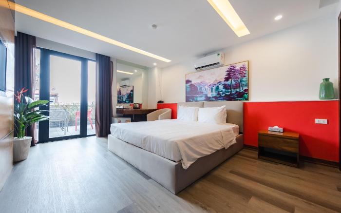 Night Hotel