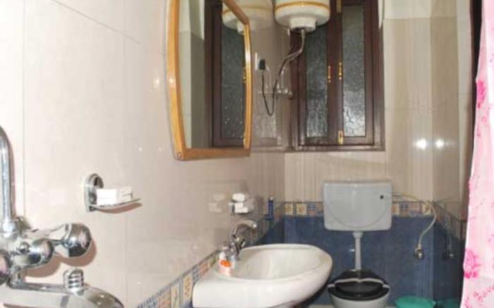 Hotel Royal Residency