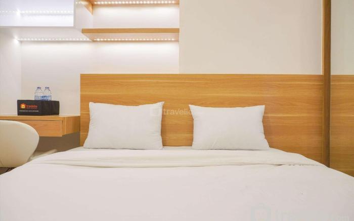 7th Floor Studio Tokyo Riverside PIK 2 By Travelio