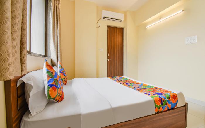 FabHotel Mountain High Inn - Nr. Lifeline Hospital