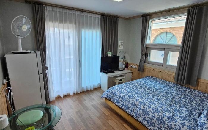 Yangyang Muhak Motel