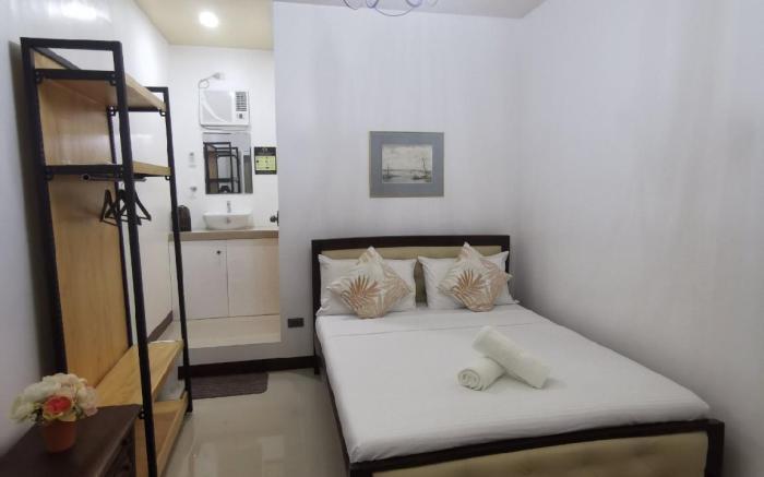 E&R Airport Hotel