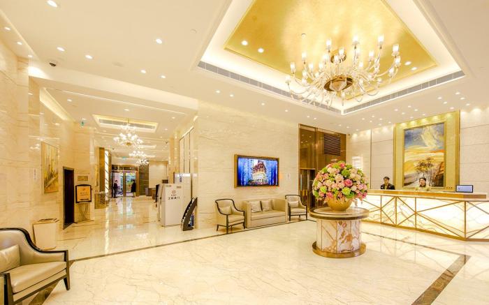 Royal Dragon Hotel