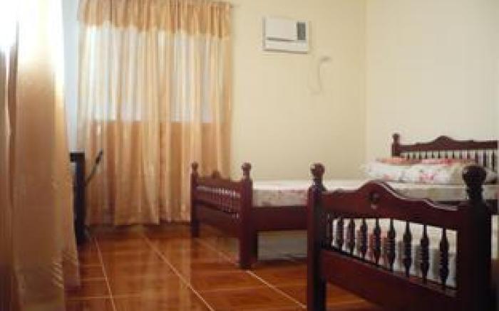 Oslob Malonzo Pension House