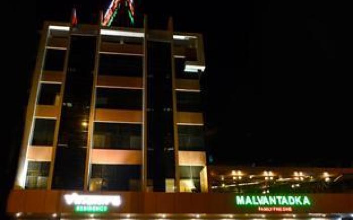 Hotel Vinamra Residency