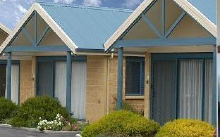 Summers Rest Units Apartment