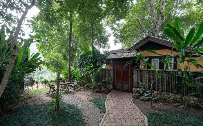 Home Phutoey River Kwai