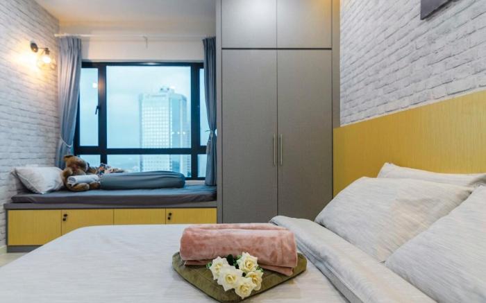 A Stylish & Cozy Suite at Suasana JB 03