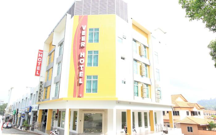 Veer Hotel
