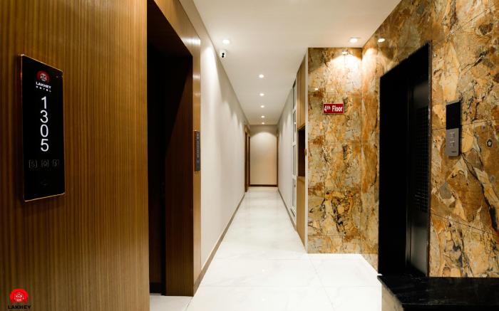 lakhey hotel 