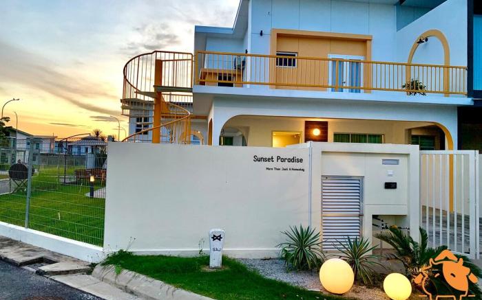 Sunset Paradise -30-80 pax Private Event Venue 