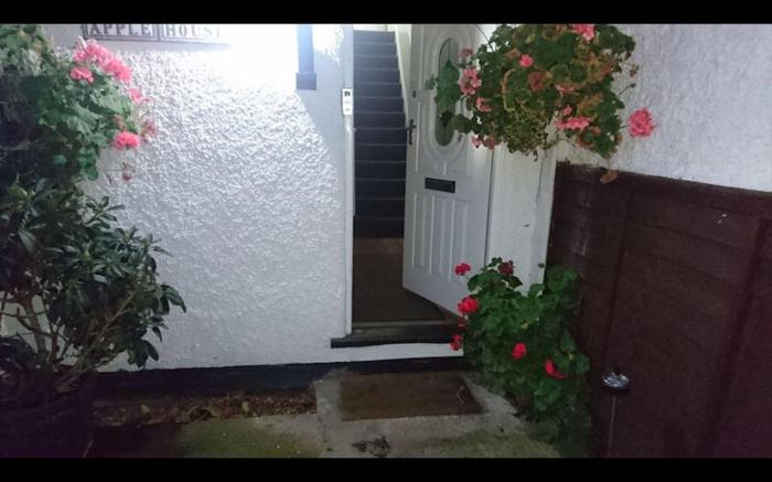 Family Room Sleeps 3 with 1 double and 1 single bed Ground Floor Private shower