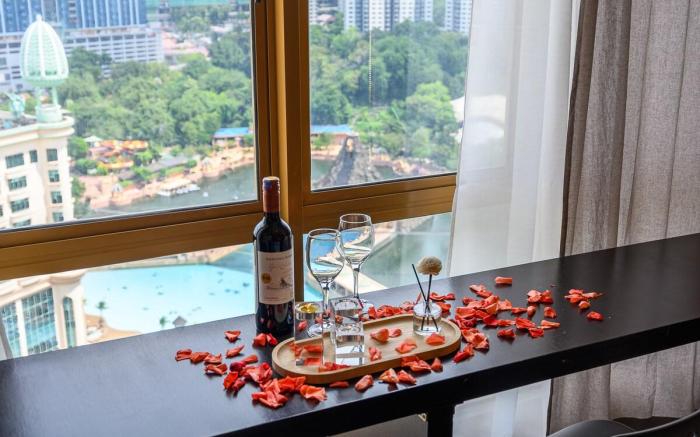 Resort Homestay 2-6pax 1min to Sunway Pyramid