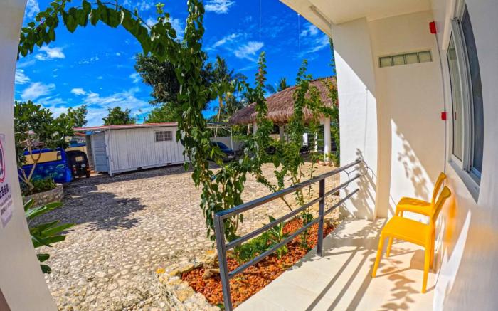 Divers Lodge Plumeria