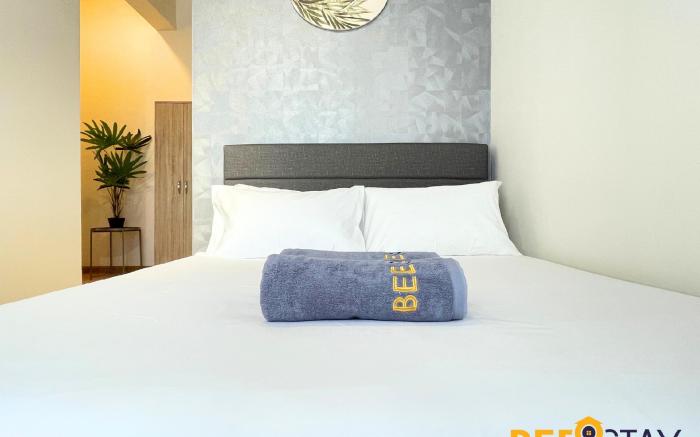 Danga Bay SeaView with balcony 3 Bedroom for 6 pax