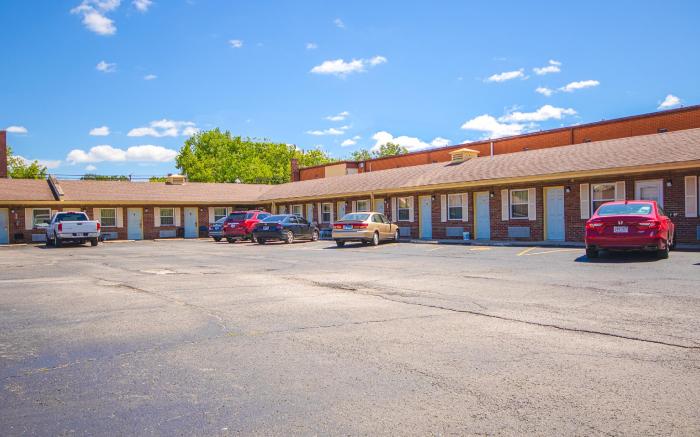 Centralia Motel near Downtown