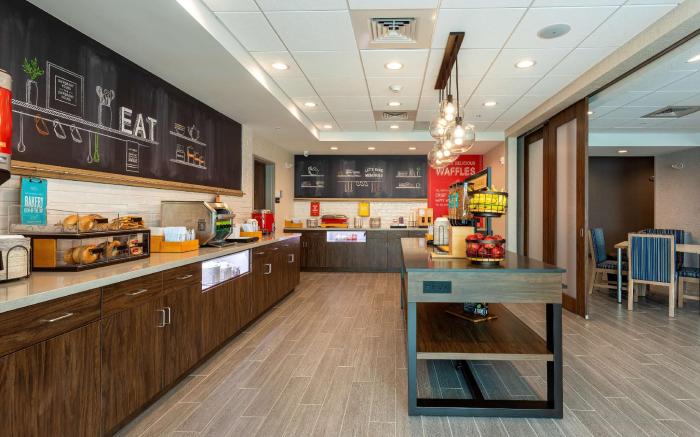 Hampton Inn Marianna I-10
