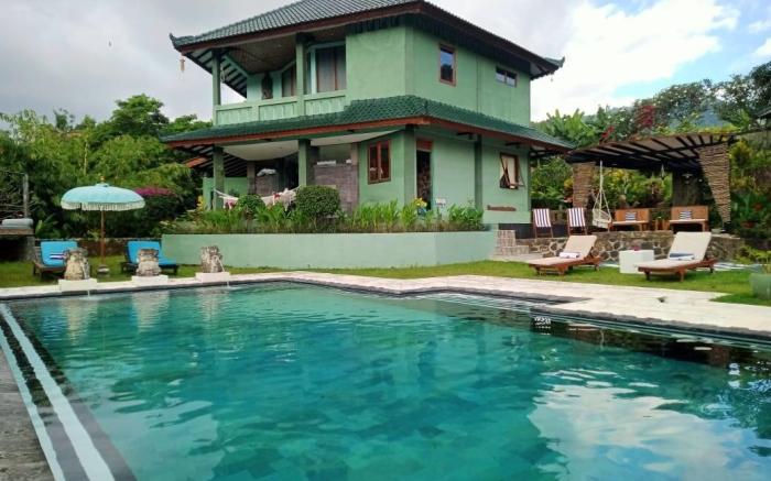 Escape to a tranquil hideaway near 7 waterfalls