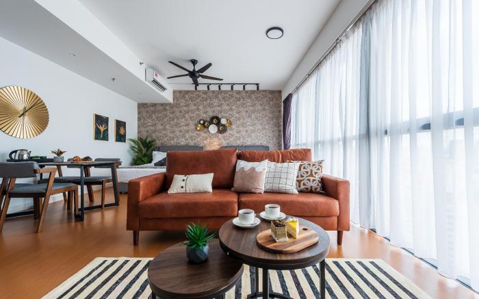Urban Studio Oasis: 4Pax The Hub SS2,PJ by Verano