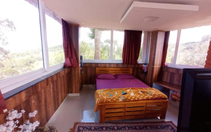 My Space Holiday Inn, Kotagiri