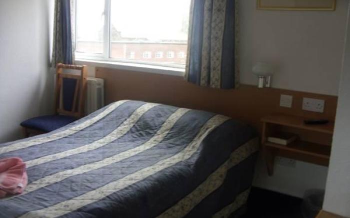 Claxton Hotel