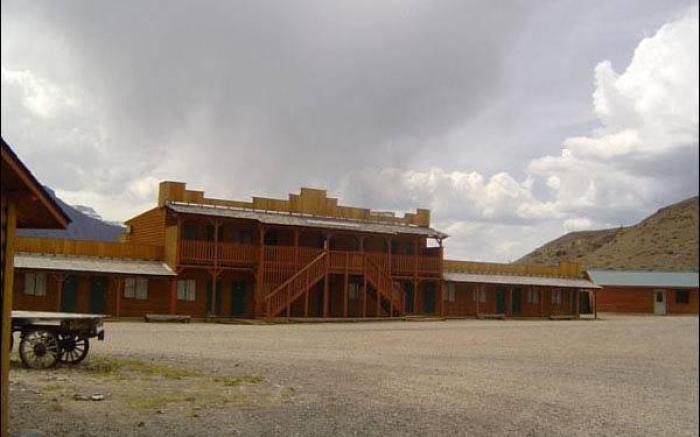Yellowstone Valley Inn