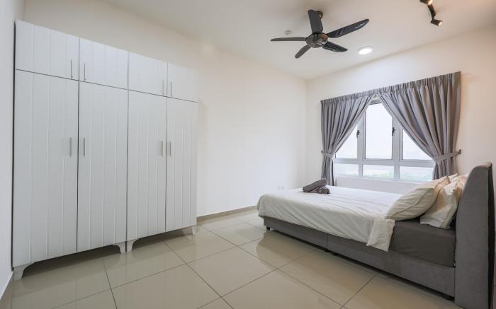 Beautiful 3B2B - 6 pax|Free 2 Parkings|Subang Jaya