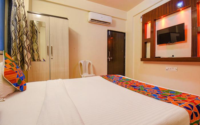 FabHotel 4 Star Executive