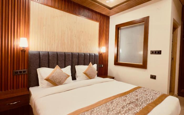 Milam Hostel 