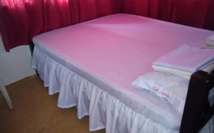ANTIPOLO BUDGET HOSTEL,6 Family Rooms 4pax AC,Wifi