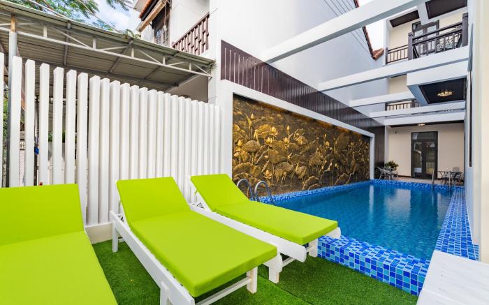 Green Hill Hotel