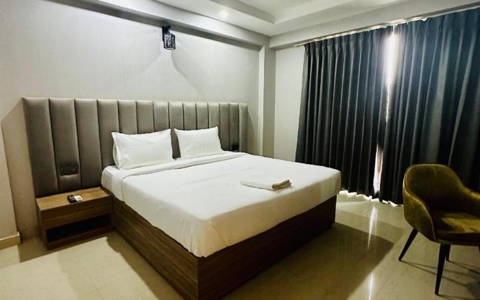 HOTEL DM 45- GURGAON CENTRAL