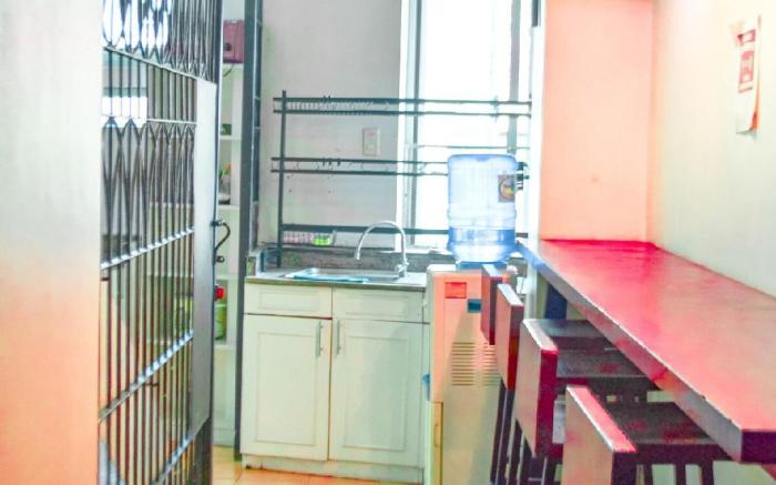 Clean & Affordable | Studio J308