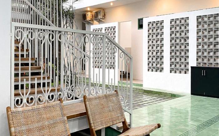 Binumar Guest House