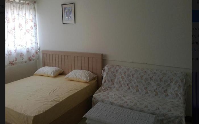 Chan Kim Don Mueang Guest House, free parking space and free Wifi