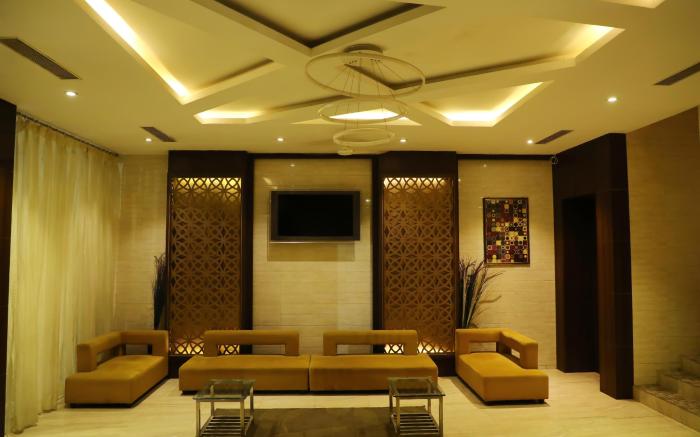 AVENUE HOTEL 